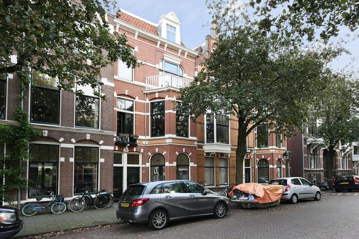 858 5.jpg