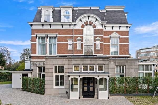d2770ae7eb5fbcaed6e8d0943bd91552 2.jpg