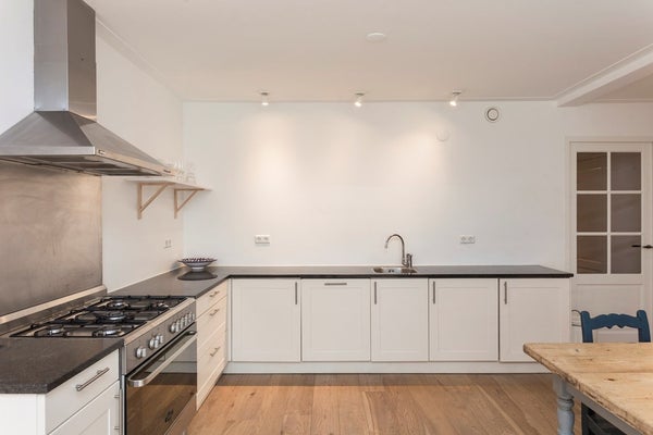 particuliere huurwoning in  s gravenland