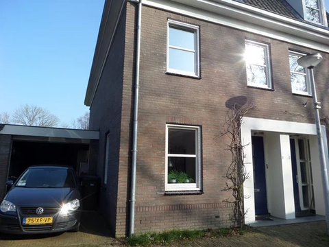 expat housing in patrimonium
