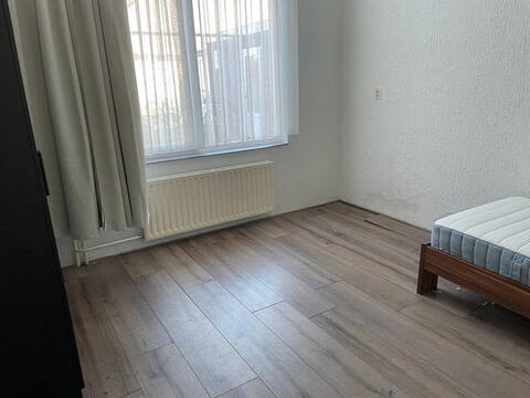 6bd1374f3626e3248cf521f0d0bd4b62.jpg